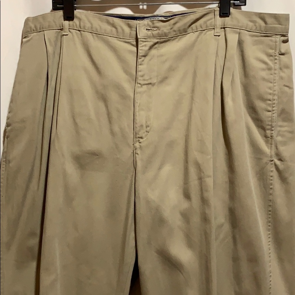 THORNTON BAY  KHAKI PANT PLEATED SZ 42 COTTON